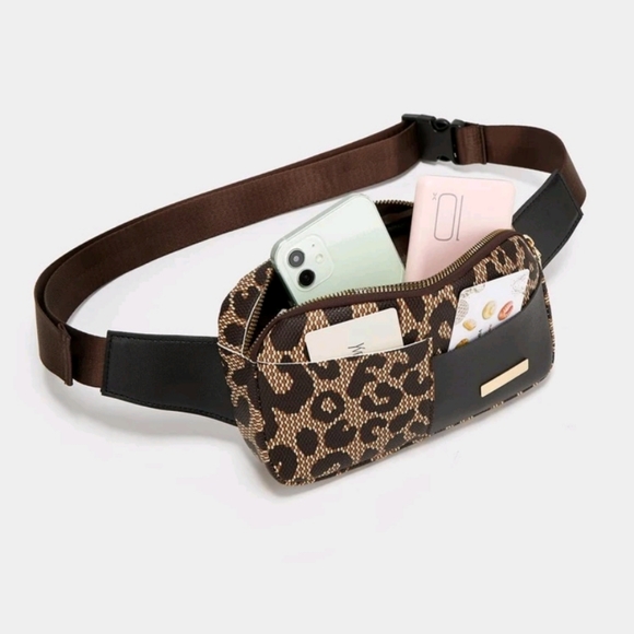 New Waist Bag for kids and adults - Picture 5 of 13